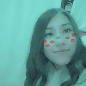 Meet your Posher, Daniela